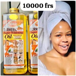 Huile super blanchissante Veet gold, super dosée qui traite les tâches et autres imperfections sur la peau. C'est une huile qui glow en seulement 7 jours. À utiliser directement sur le corps sans nécessairement mélanger à un lait. • C'est une huile très douce qui pénètre et ne colle pas du tout sur la peau. La peau devient brillante et très claire. Traite les pieds noir, quintos, brûlures, coude noir ,veines vertes, vergetures, cicatrices, points blancs, tâches noirs ...